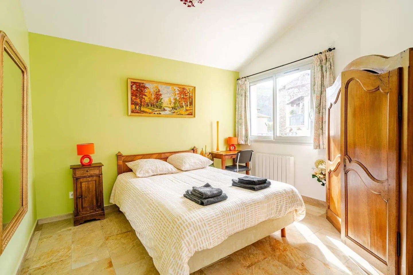 Hébergement de vacances Elegante Maison T4 Avec Terrasse Vue Rhone Sablons  France