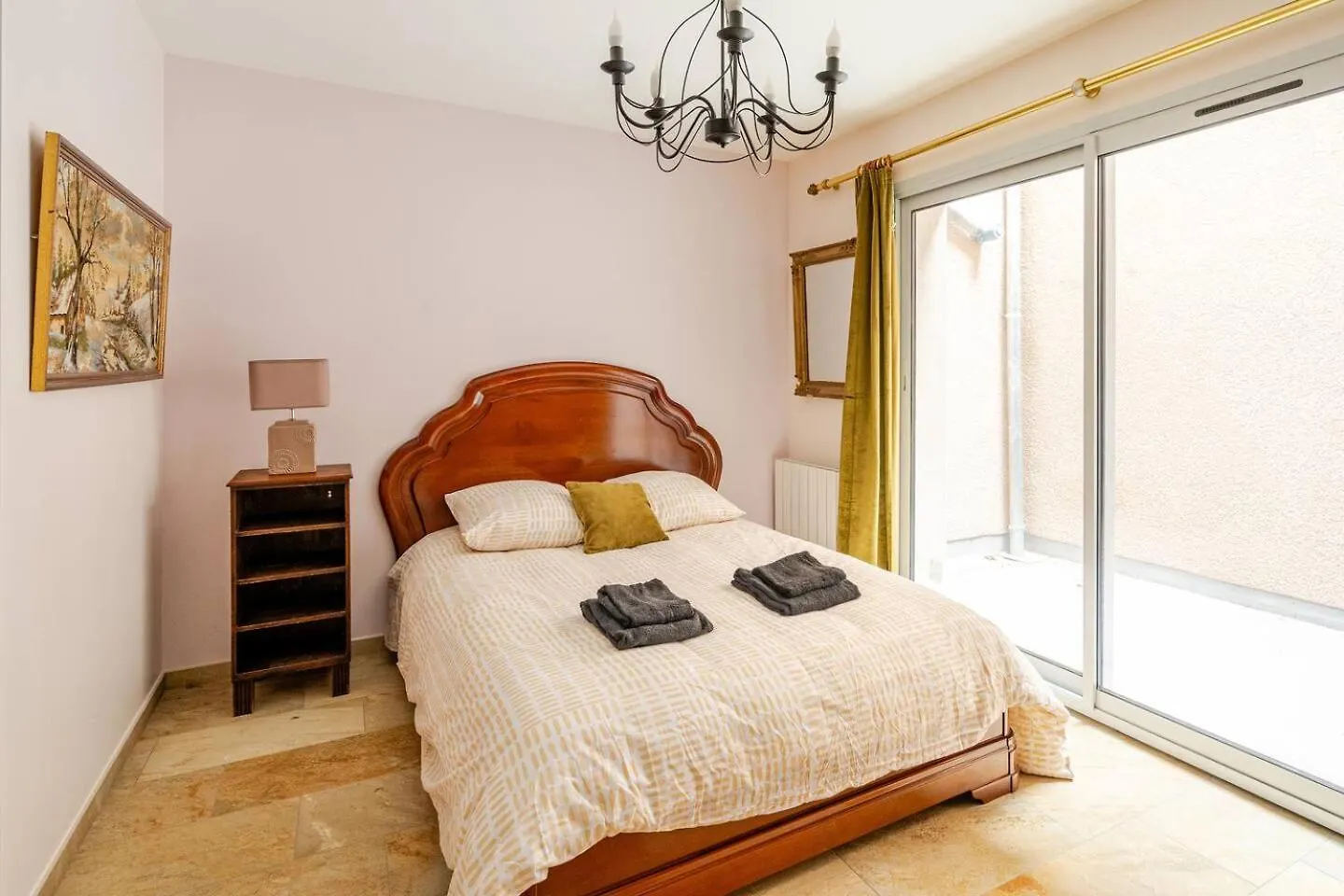 Hébergement de vacances Elegante Maison T4 Avec Terrasse Vue Rhone Sablons